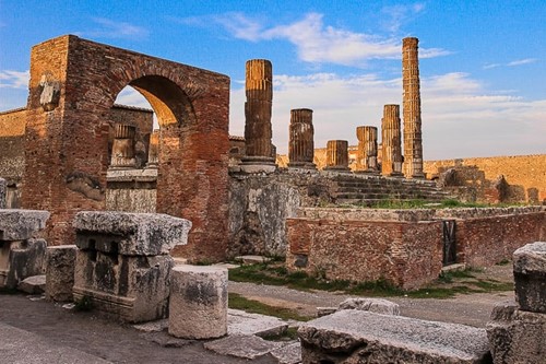The BEST Pompeii and Amalfi Coast Tours