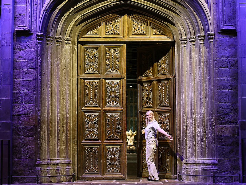 From London: Warner Bros Studios & Walking Tour of Oxford in a Small Group